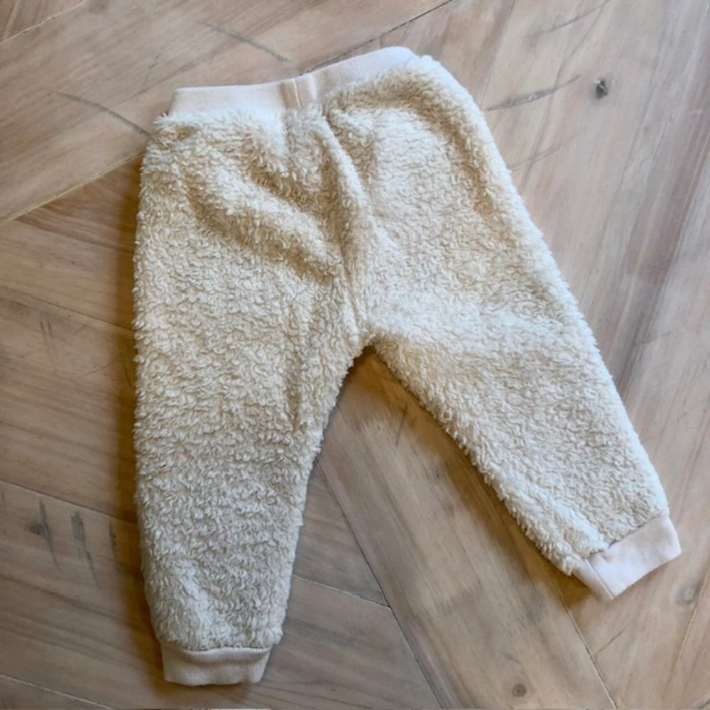 Baby Gap Fuzzy Bottoms Size 18-24M - Picture 3 of 3
